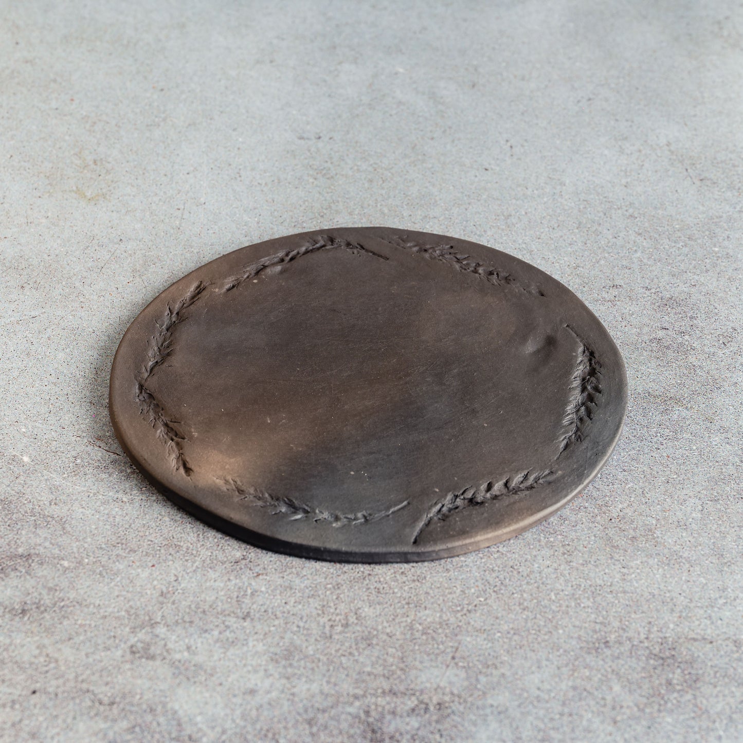 Uzkodu plate Vārpa, aplis