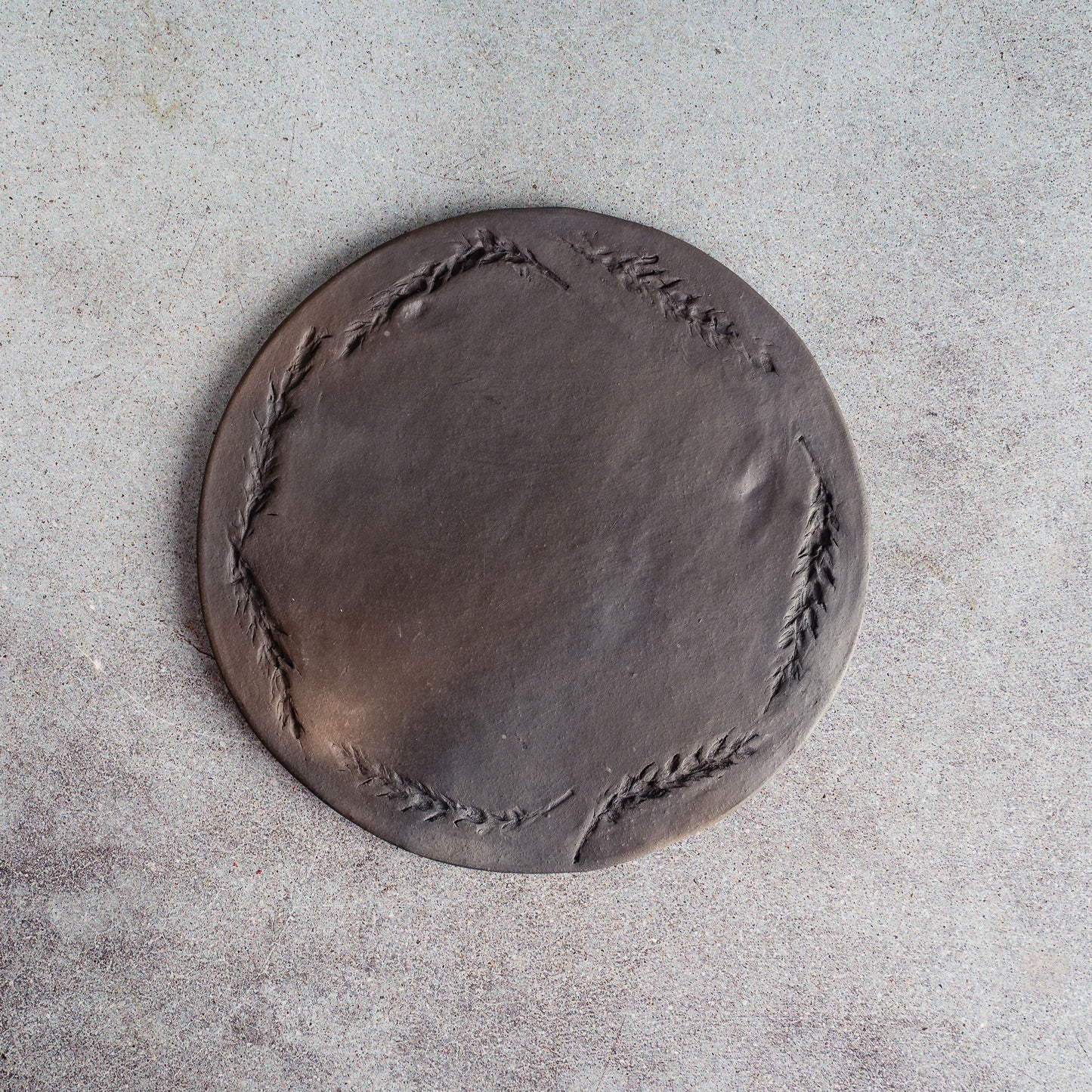 Uzkodu plate Vārpa, aplis
