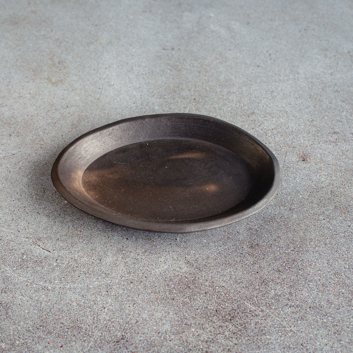Šķīvis, ovāls mazais, 17 cm