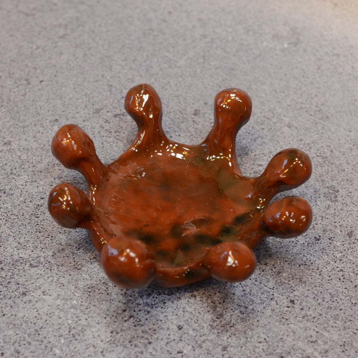 Gredzenu trauks "Zeme"