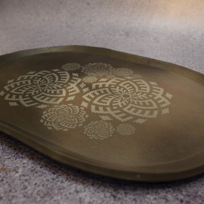 Lielais ovāls Mēžģīne