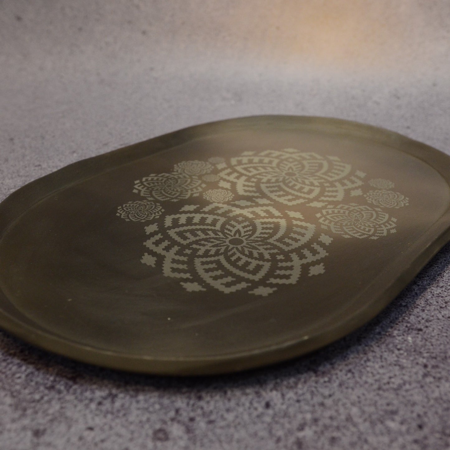 Lielais ovāls Mēžģīne