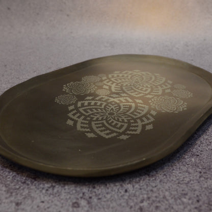 Lielais ovāls Mēžģīne