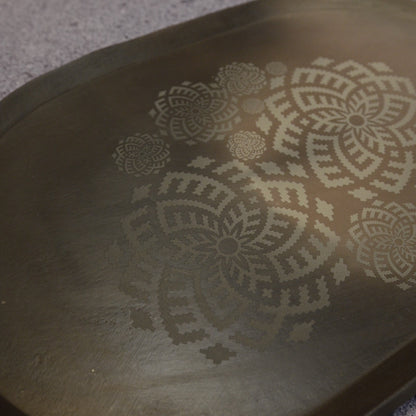 Lielais ovāls Mēžģīne