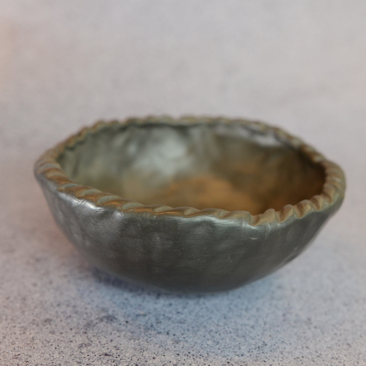 Bļoda Namejs ~16 cm.